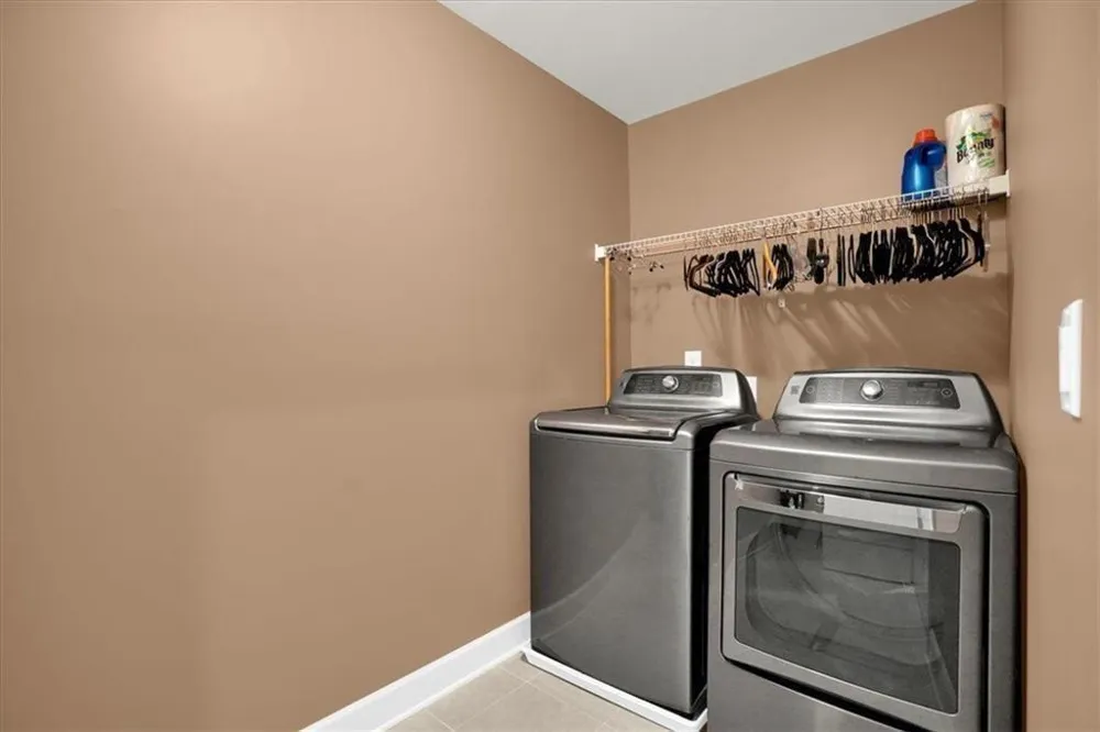911 Gambino Trace Peachtree City, GA 30269