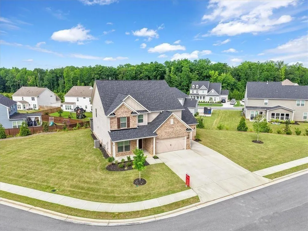 911 Gambino Trace Peachtree City, GA 30269
