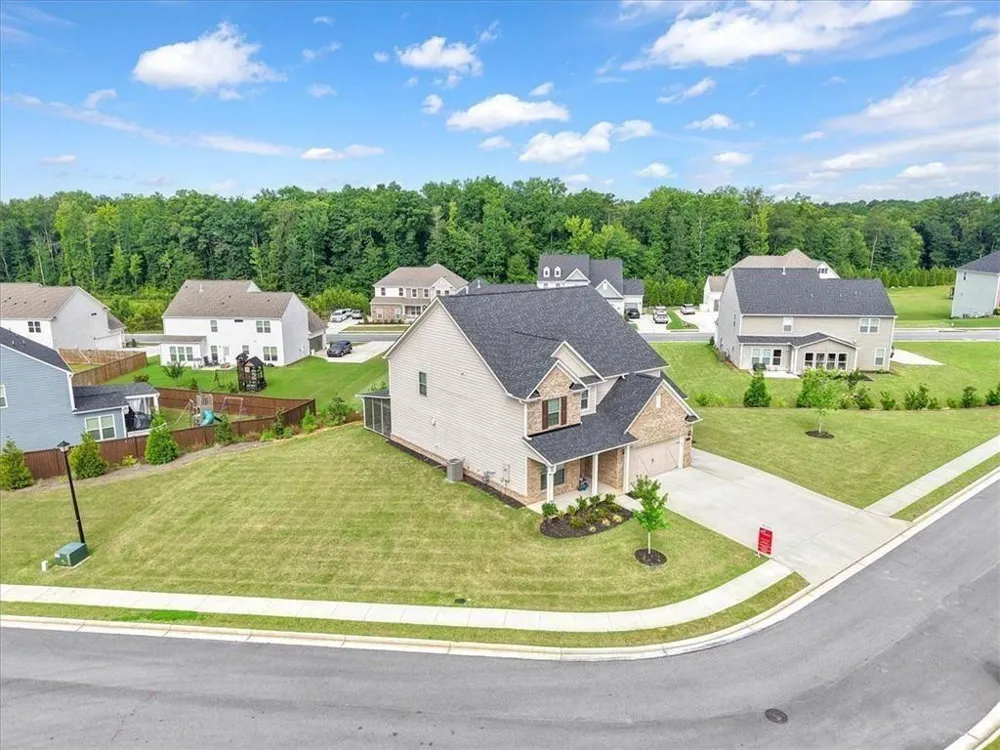 911 Gambino Trace Peachtree City, GA 30269
