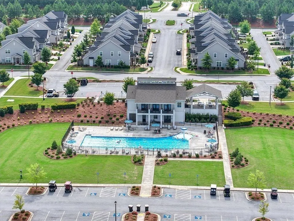 911 Gambino Trace Peachtree City, GA 30269