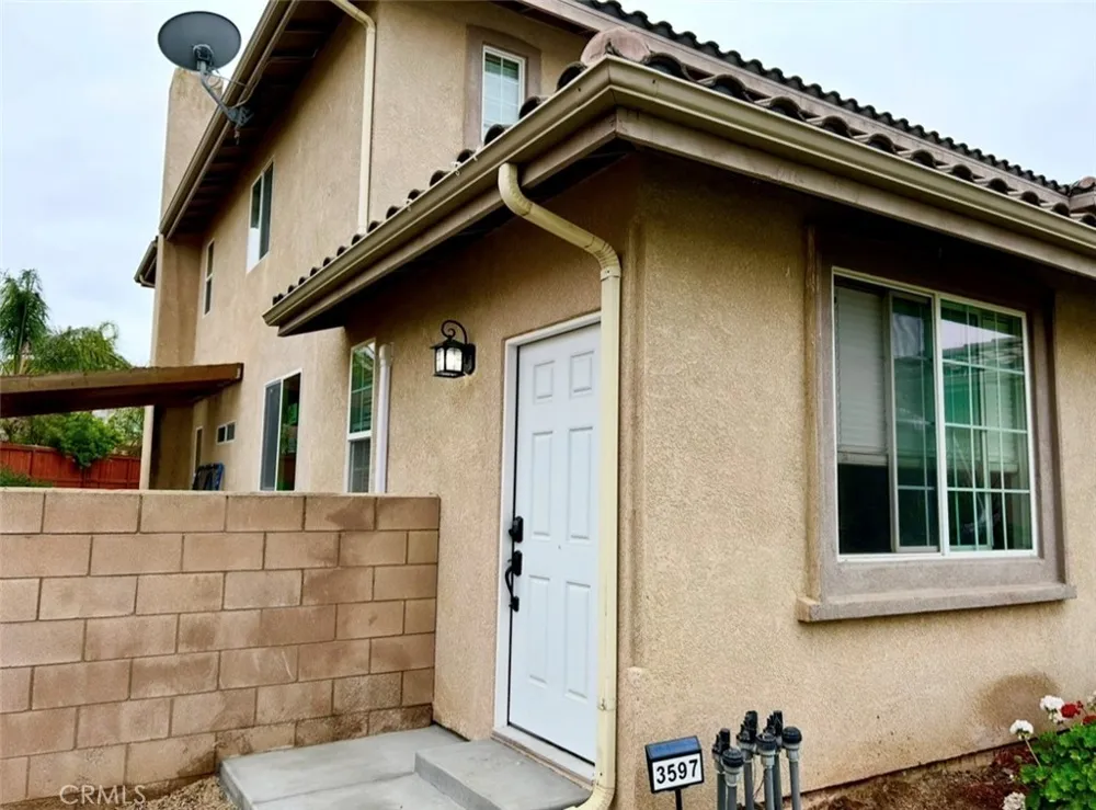 3597 rock Butte Perris, CA 92595
