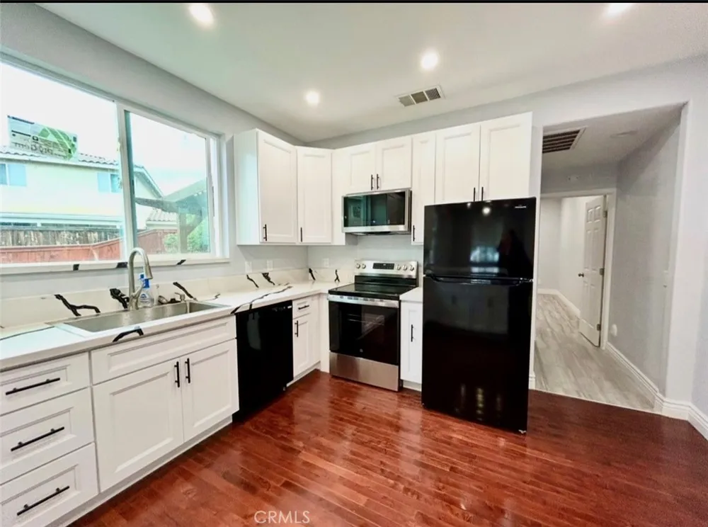 3597 rock Butte Perris, CA 92595