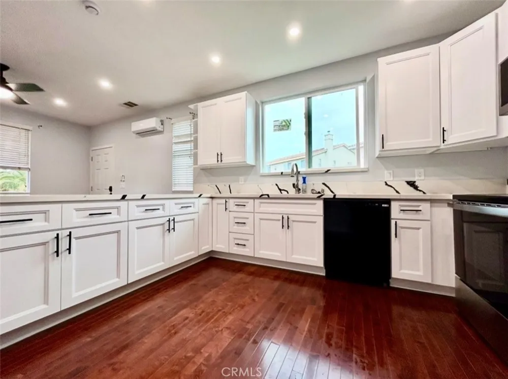 3597 rock Butte Perris, CA 92595