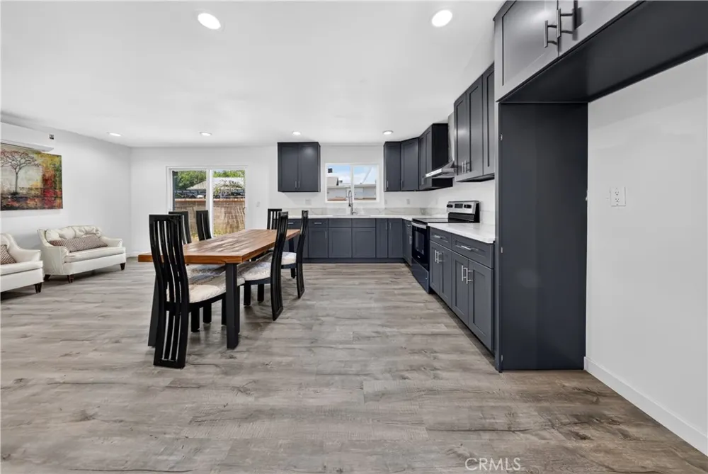 9959 Wisner San Fernando, CA 91345
