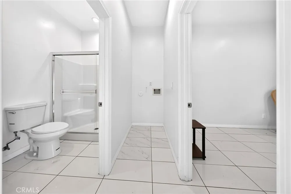 9959 Wisner San Fernando, CA 91345