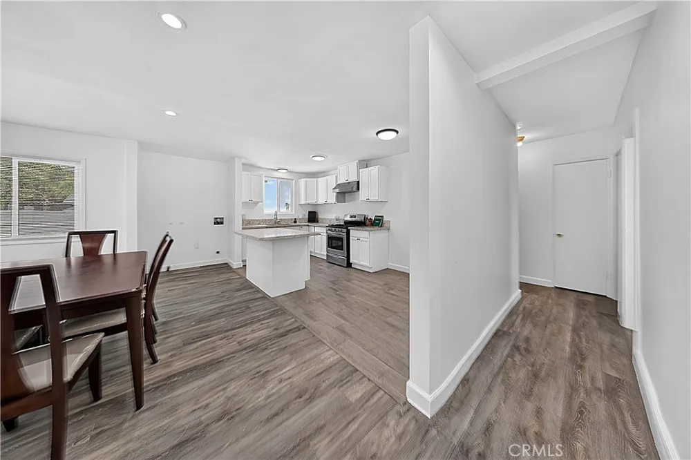 9959 Wisner San Fernando, CA 91345