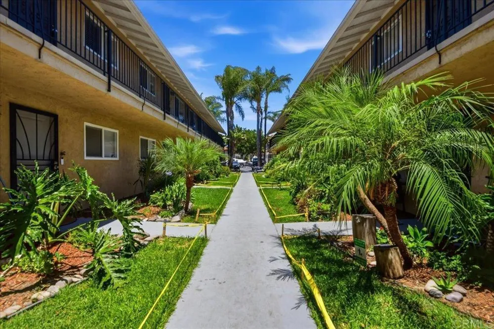 12805 Mapleview St #8 Lakeside, CA 92040