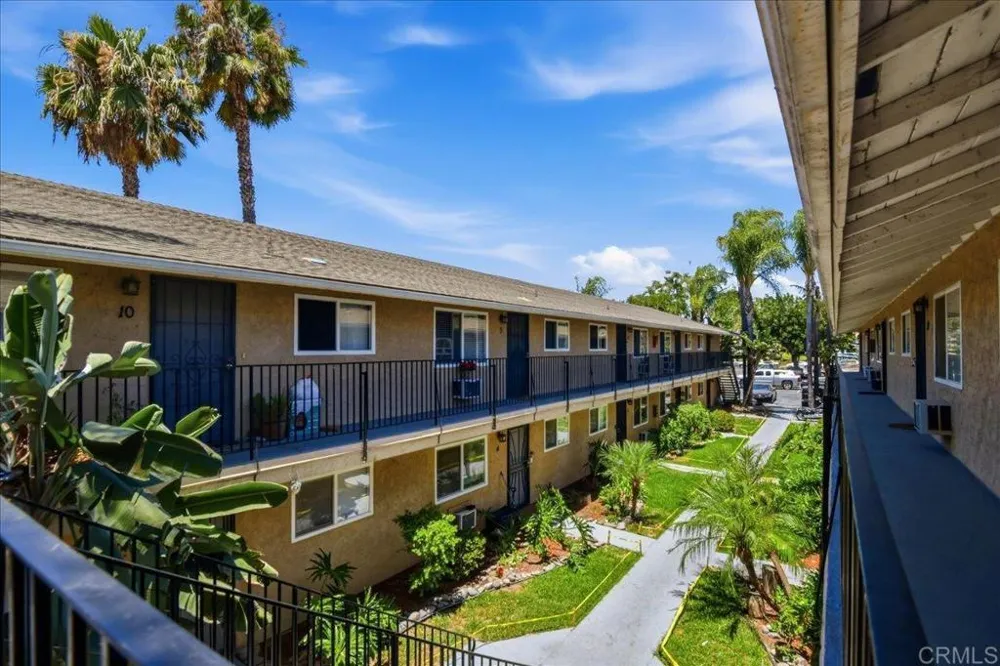 12805 Mapleview St #8 Lakeside, CA 92040