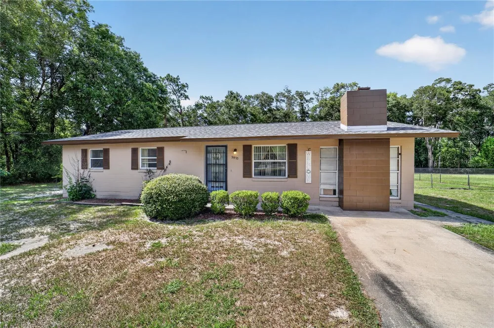 2875 NE 49TH STREET ocala, FL 34479