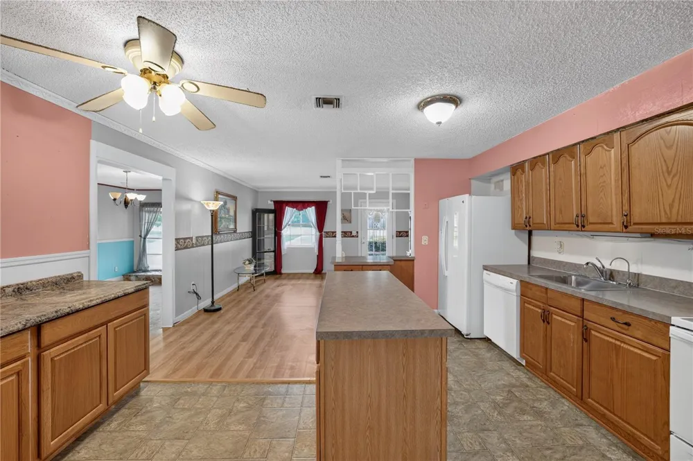 2875 NE 49TH STREET ocala, FL 34479