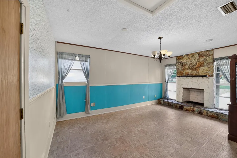 2875 NE 49TH STREET ocala, FL 34479