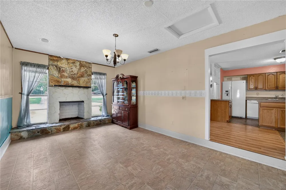 2875 NE 49TH STREET ocala, FL 34479
