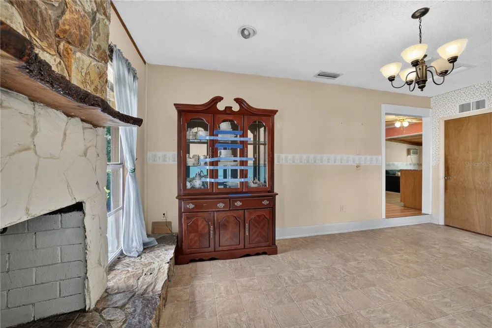 2875 NE 49TH STREET ocala, FL 34479