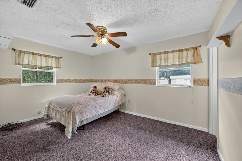 2875 NE 49TH STREET ocala, FL 34479