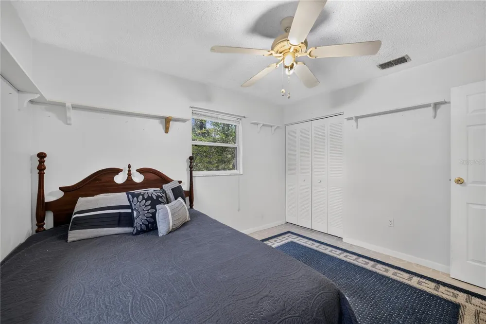 2875 NE 49TH STREET ocala, FL 34479
