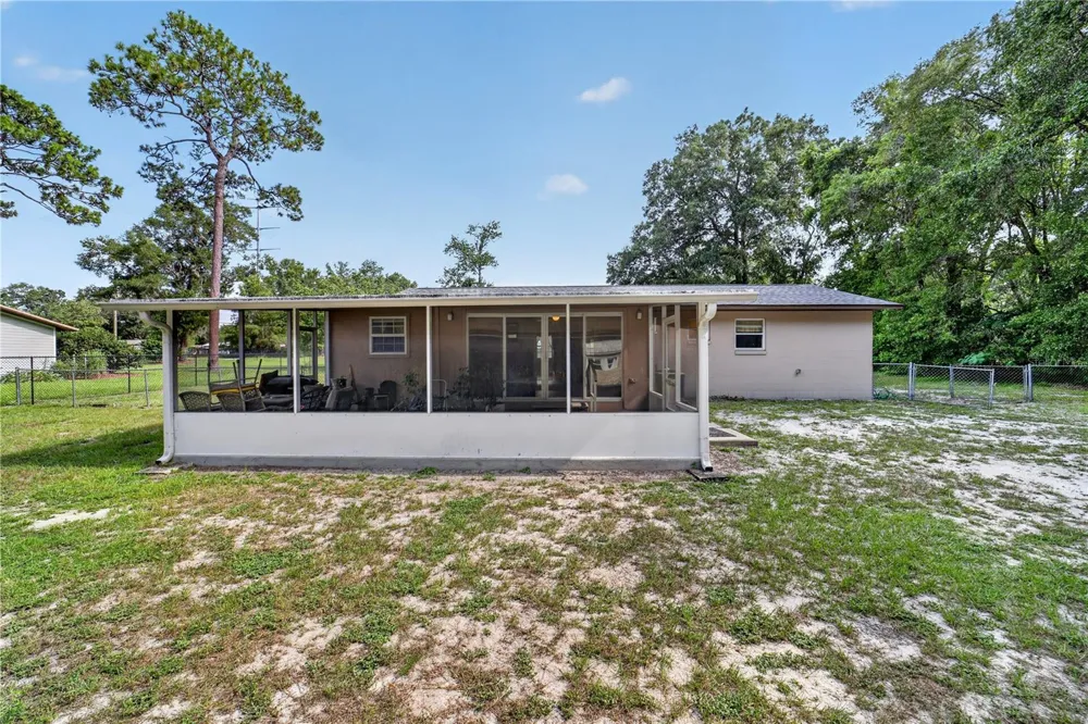 2875 NE 49TH STREET ocala, FL 34479