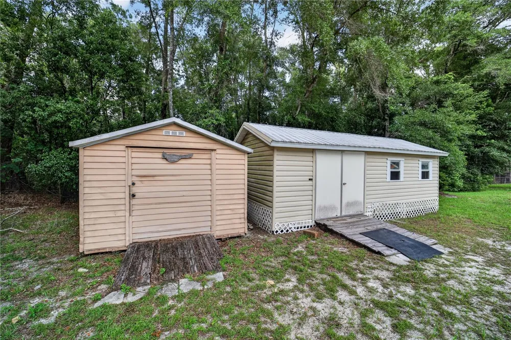 2875 NE 49TH STREET ocala, FL 34479