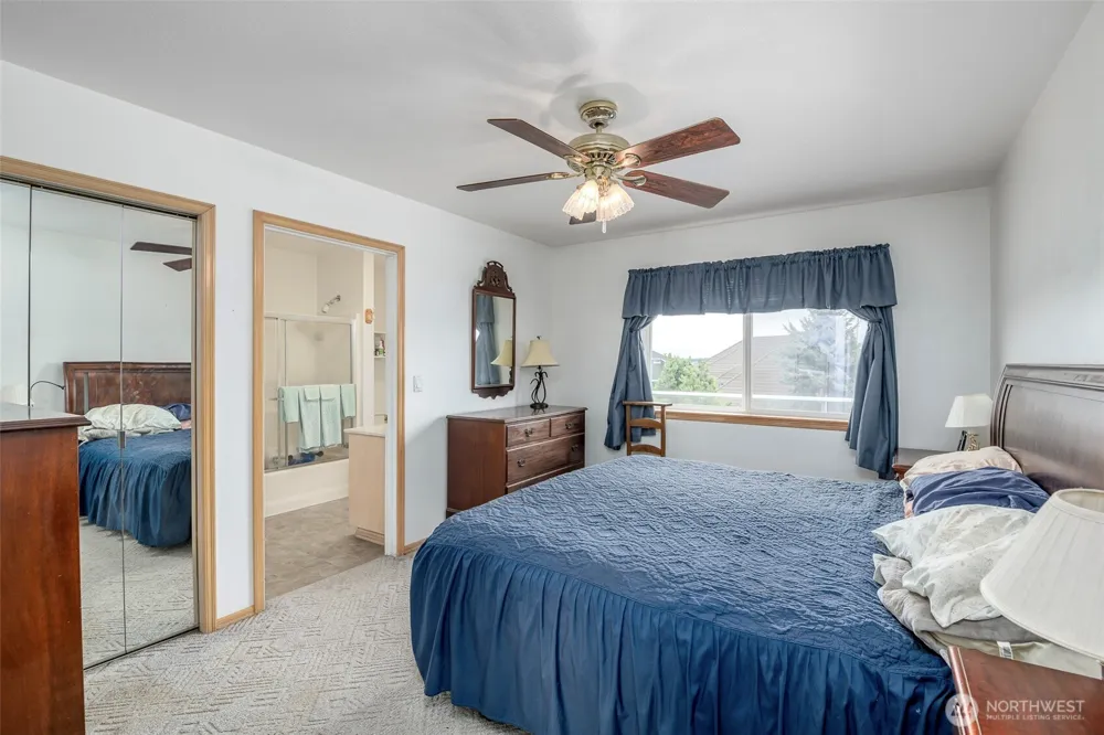 1550 13th Court Fox Island, WA 98333