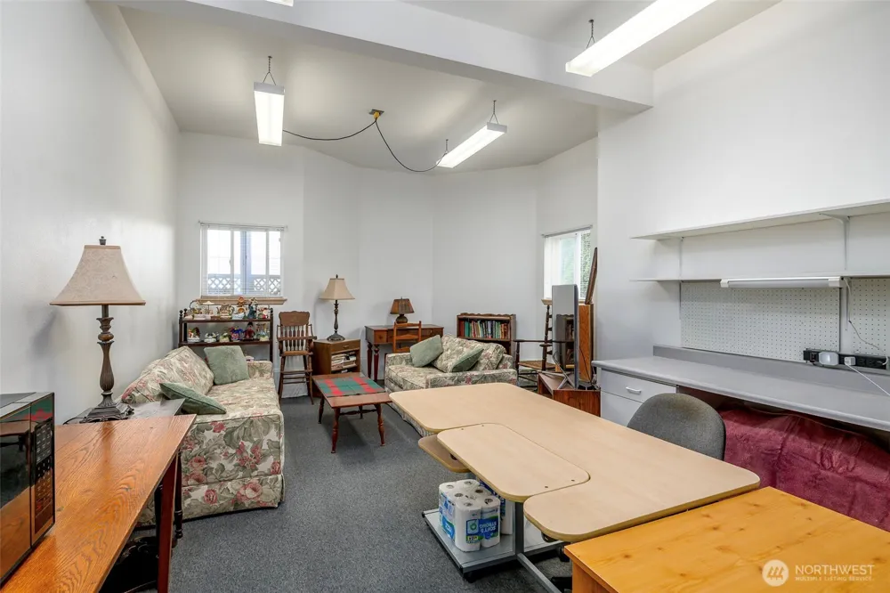 1550 13th Court Fox Island, WA 98333