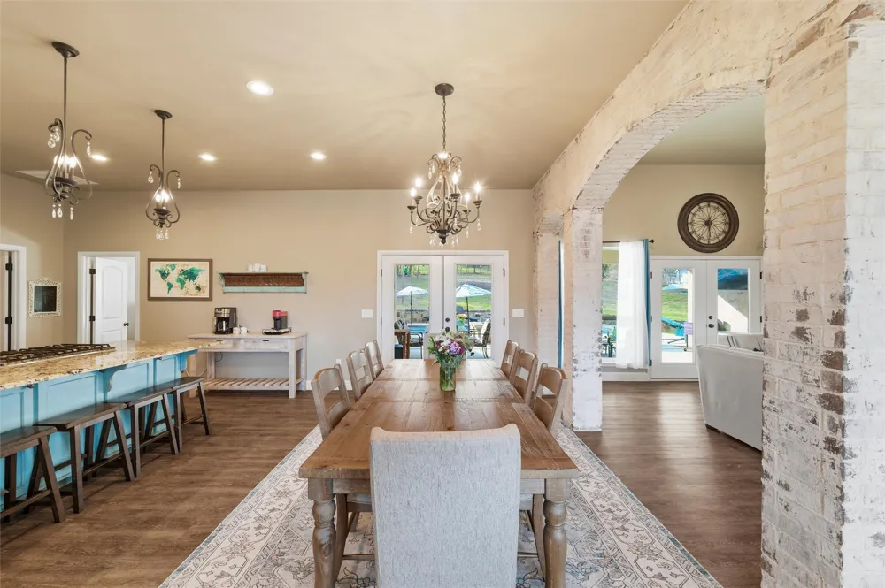 128 E Remuda Court Fort Worth, TX 76108