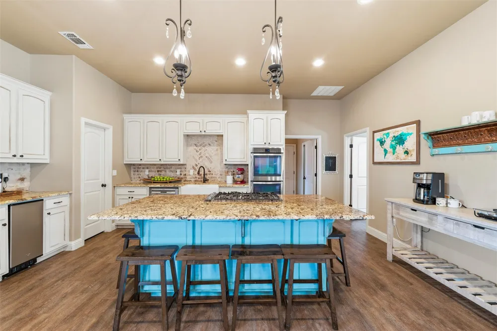 128 E Remuda Court Fort Worth, TX 76108