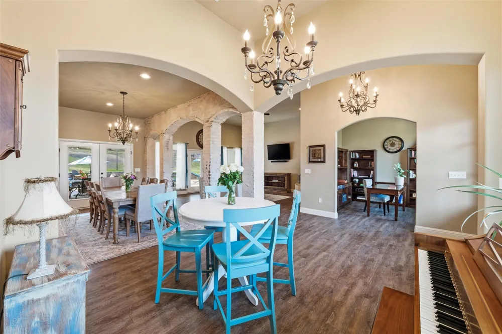 128 E Remuda Court Fort Worth, TX 76108