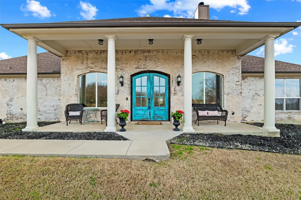 128 E Remuda Court Fort Worth, TX 76108