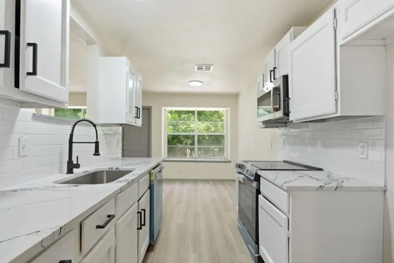 5222 Charolais Drive San Antonio, TX 78247