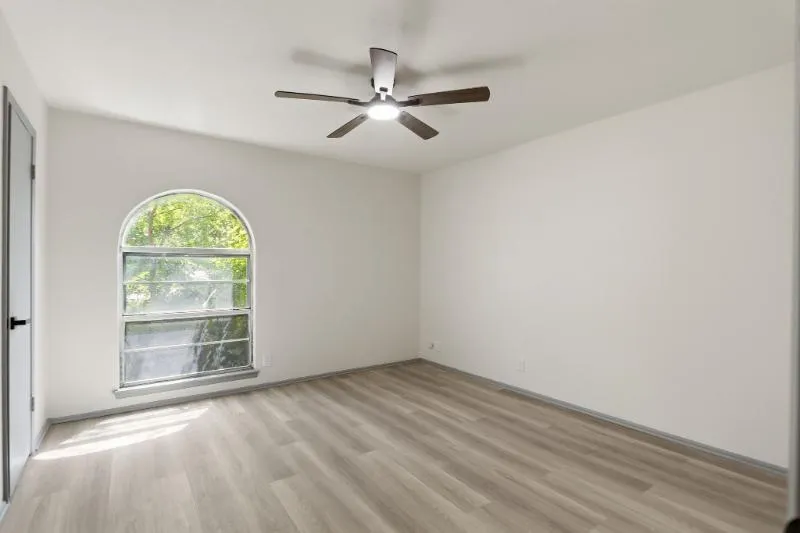 5222 Charolais Drive San Antonio, TX 78247