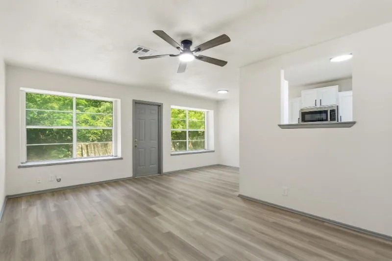 5222 Charolais Drive San Antonio, TX 78247