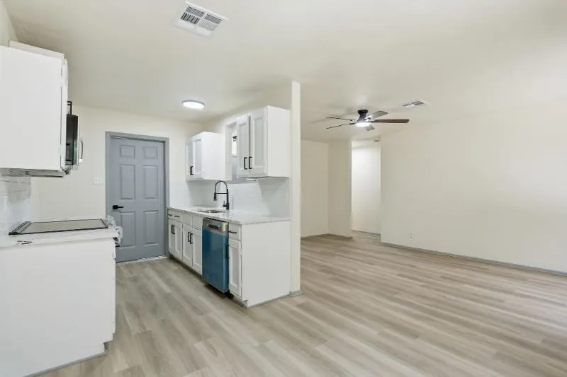 5222 Charolais Drive San Antonio, TX 78247