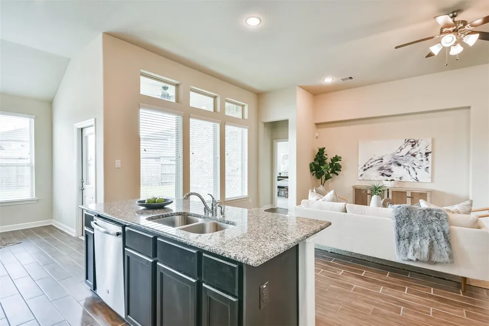 12617 White Cove Drive Texas City, TX 77568