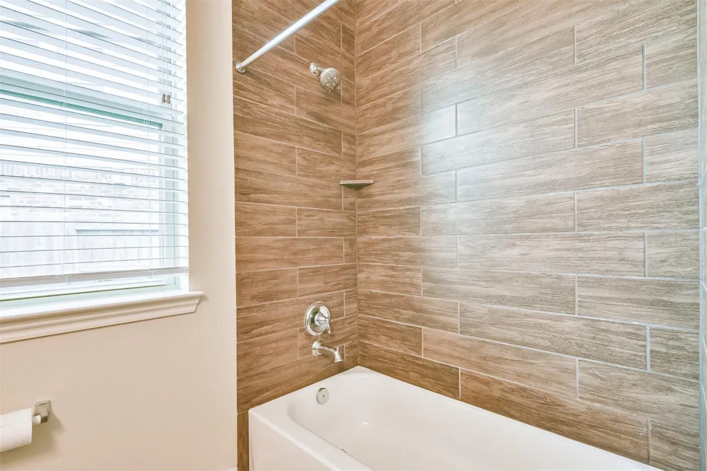 12617 White Cove Drive Texas City, TX 77568