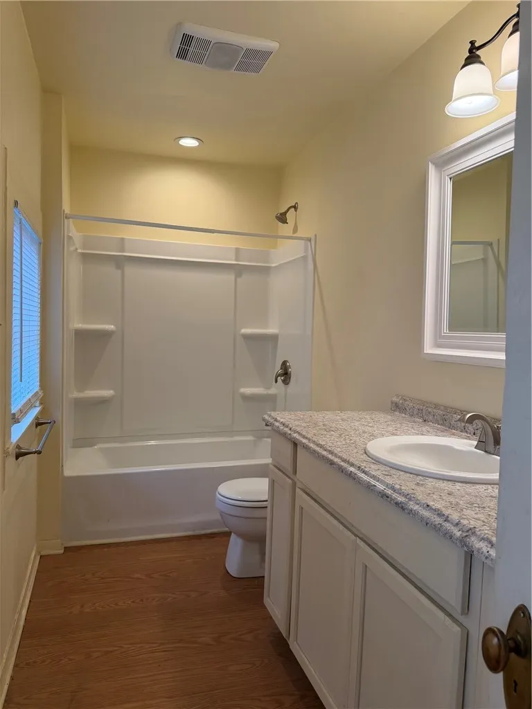 429 W Richard Avenue Kingsville, TX 78363