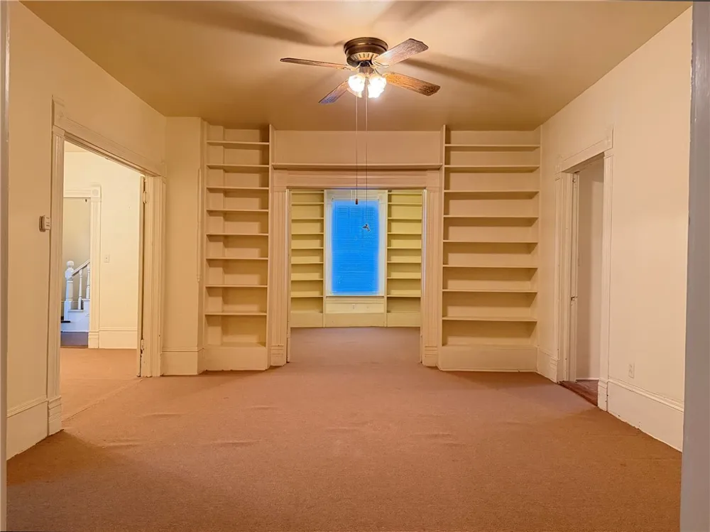 429 W Richard Avenue Kingsville, TX 78363