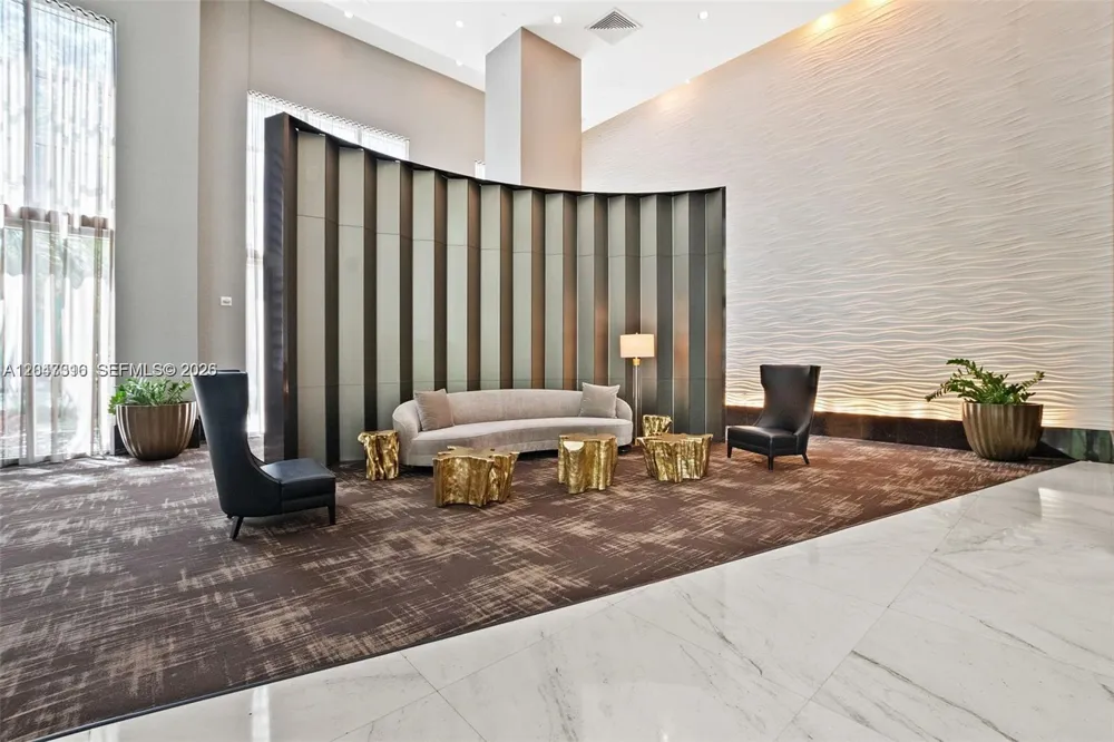 951 Brickell Ave #3207 Miami, FL 33131