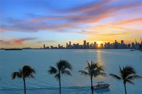 5242 Fisher Island Dr #5242