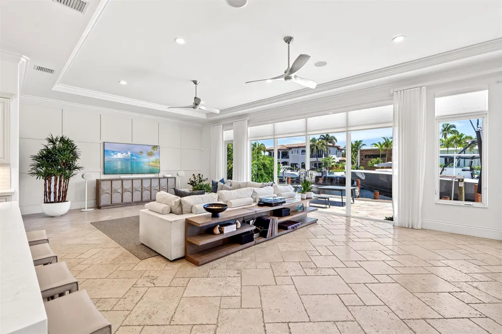 2320 NE 34th Court Lighthouse Point, FL 33064