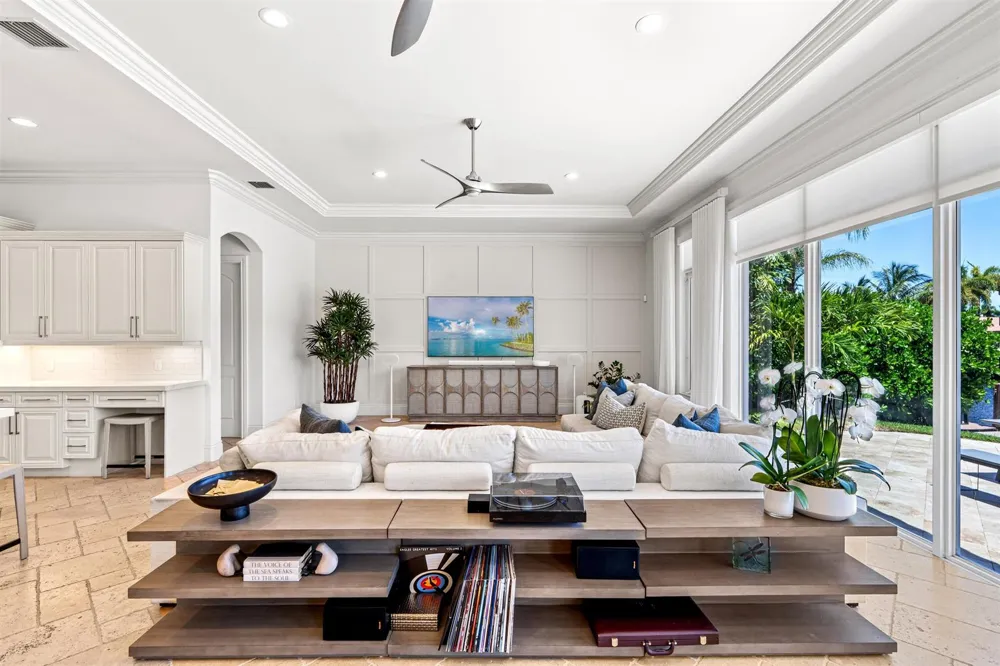 2320 NE 34th Court Lighthouse Point, FL 33064