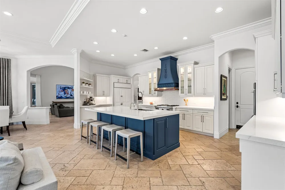 2320 NE 34th Court Lighthouse Point, FL 33064