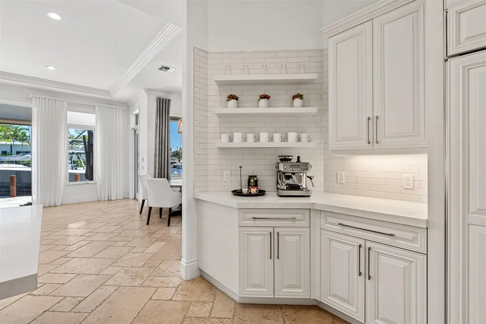 2320 NE 34th Court Lighthouse Point, FL 33064