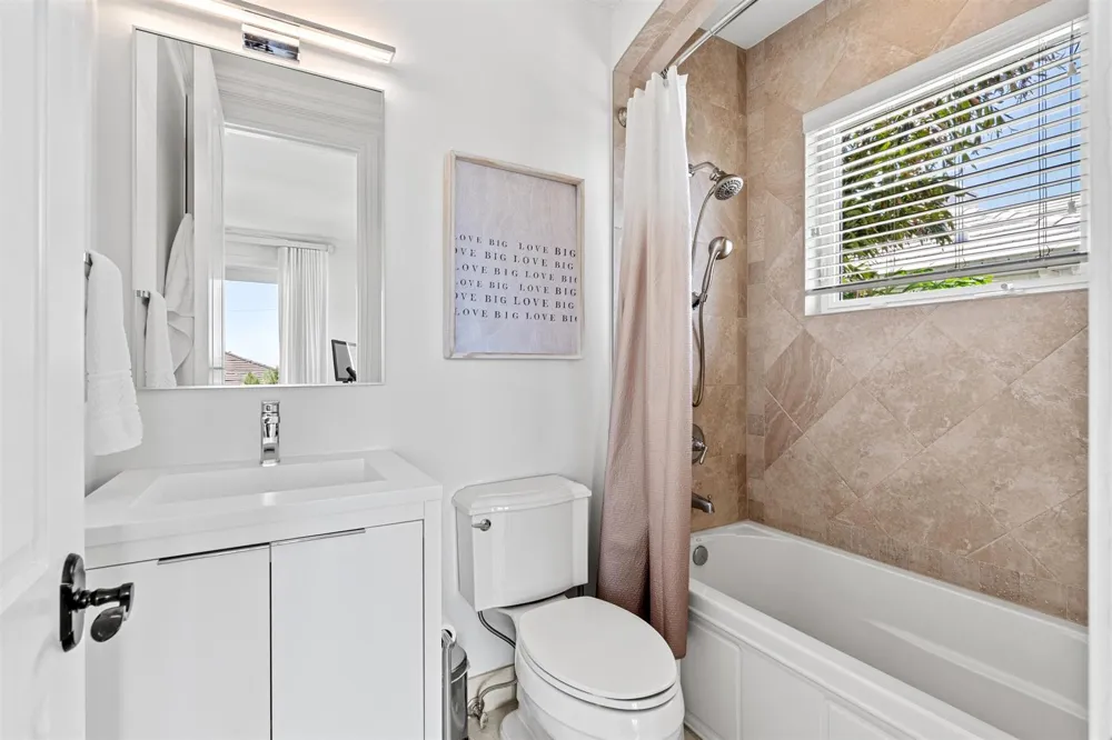 2320 NE 34th Court Lighthouse Point, FL 33064
