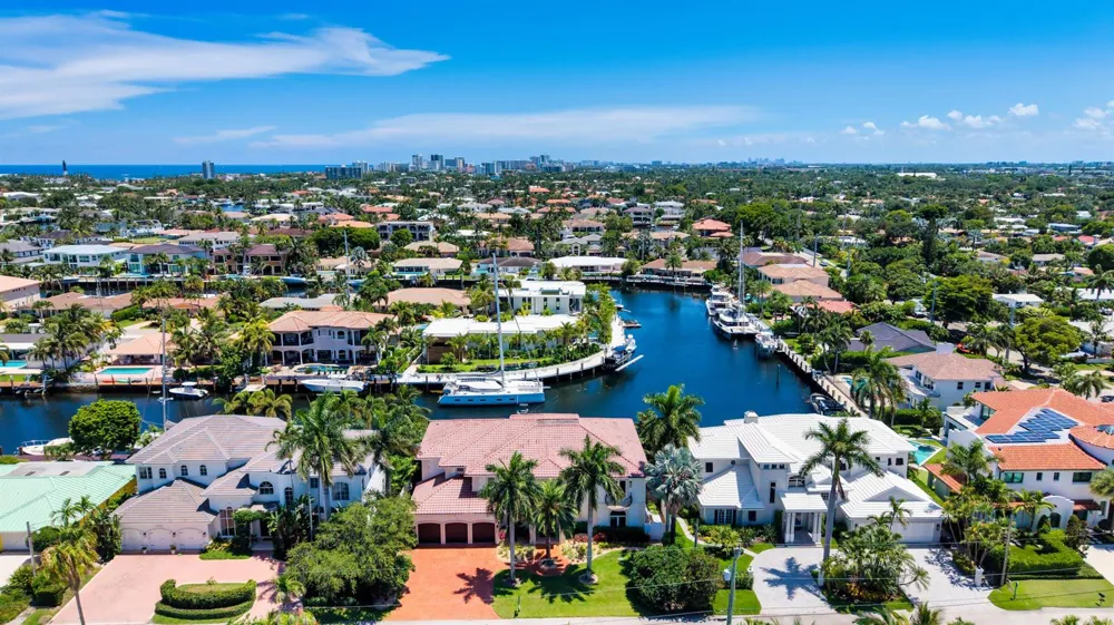 2320 NE 34th Court Lighthouse Point, FL 33064