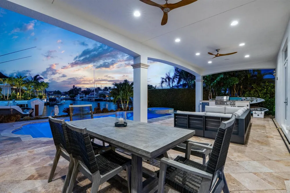 2320 NE 34th Court Lighthouse Point, FL 33064