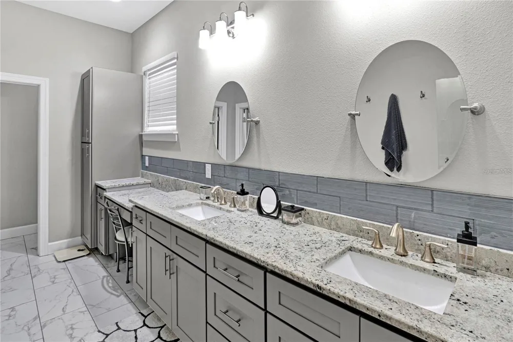 746 GRAND CYPRESS LANE Tarpon Springs, FL 34689