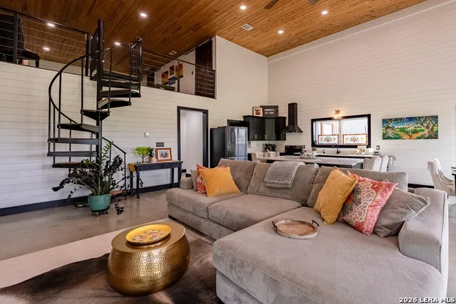 3350 FM 1104 Kingsbury, TX 78638