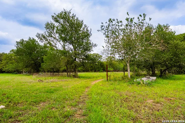 3350 FM 1104 Kingsbury, TX 78638
