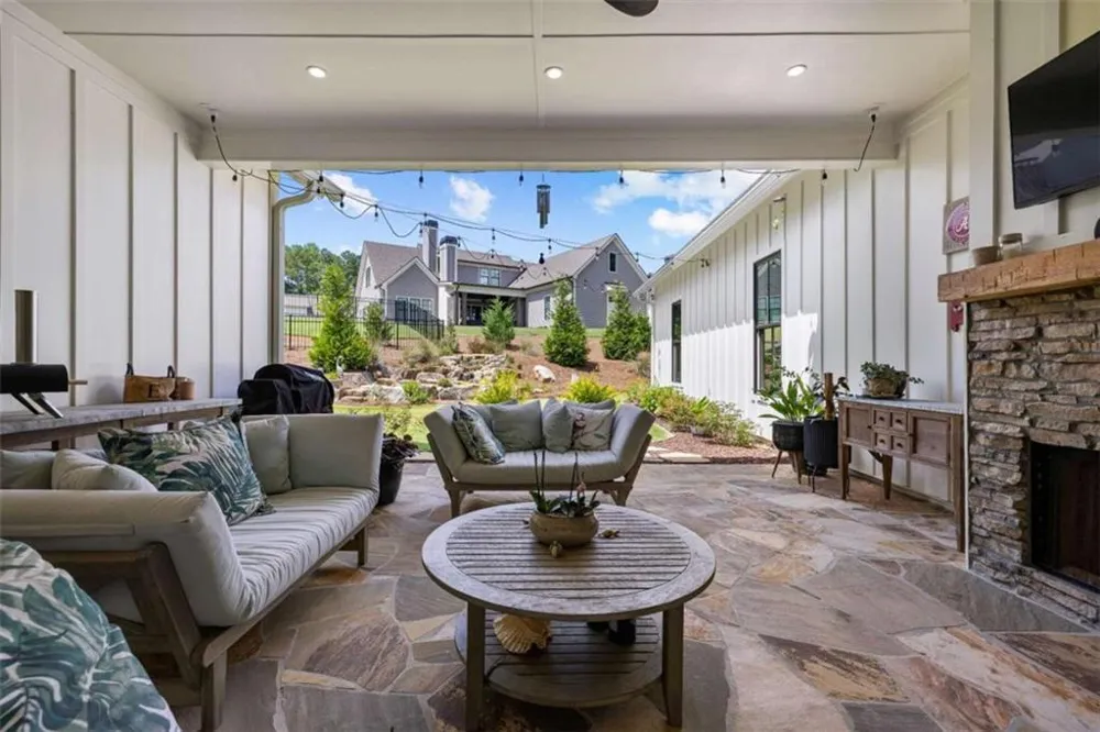 70 Stubbs Hill Senoia, GA 30276