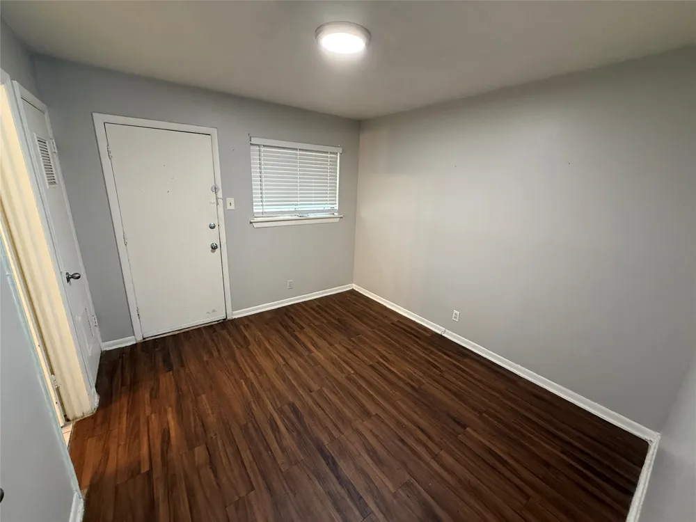 306 E Mitchell Street #306A Arlington, TX 76010