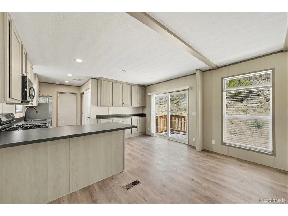5595 Interstate 25 Pueblo, CO 81008